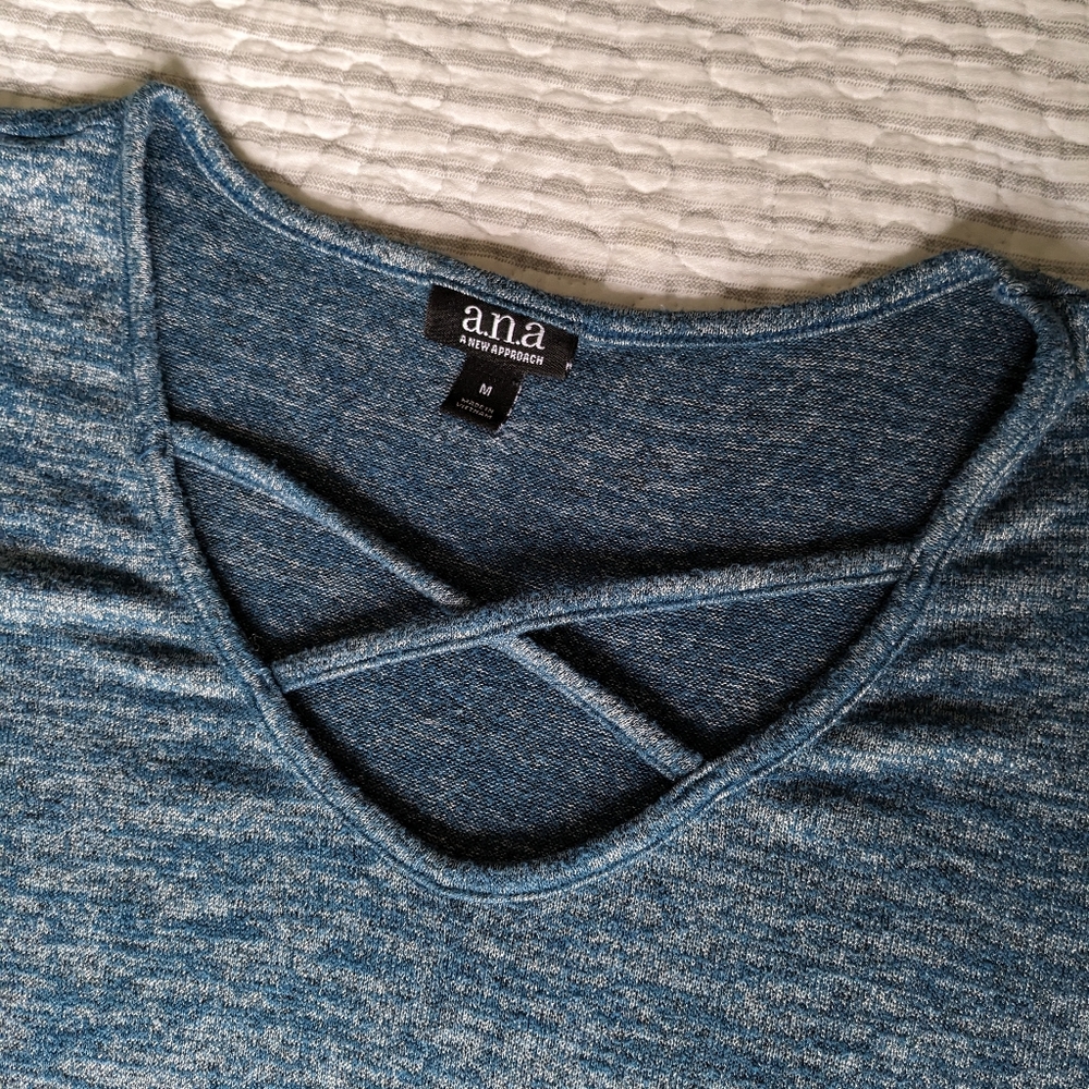 Women's shirt Anna medium beautiful green with gray in color